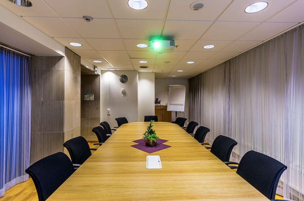 Scandic Ch Евле Удобства фото